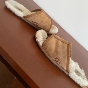 Ugg slippers